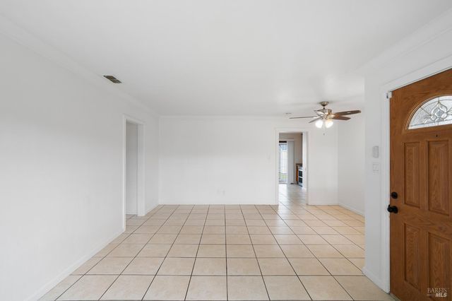 711 Warford Ave, Vallejo, CA 94591