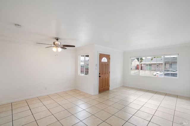 711 Warford Ave, Vallejo, CA 94591