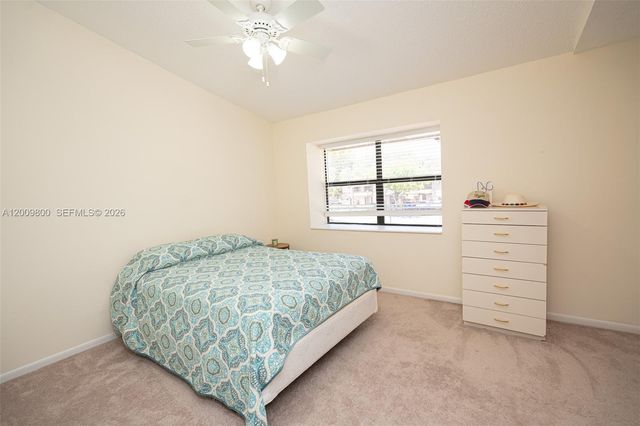 4715 NW 82nd Ave 1405, Lauderhill, FL 33351