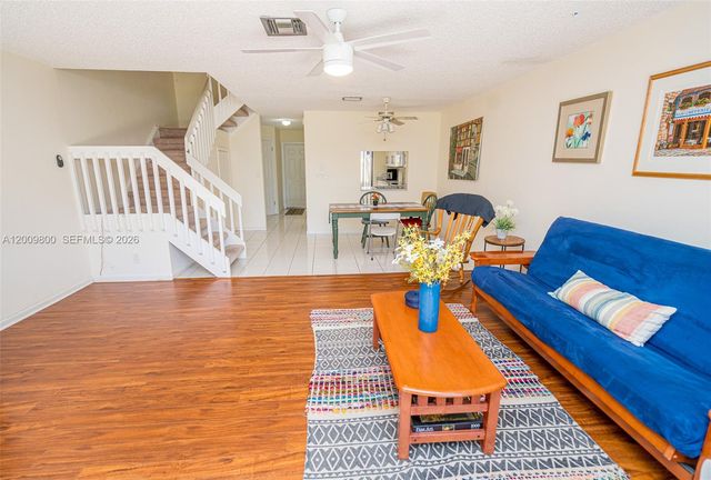 4715 NW 82nd Ave 1405, Lauderhill, FL 33351