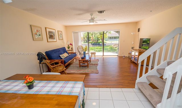 4715 NW 82nd Ave 1405, Lauderhill, FL 33351