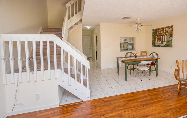 4715 NW 82nd Ave 1405, Lauderhill, FL 33351