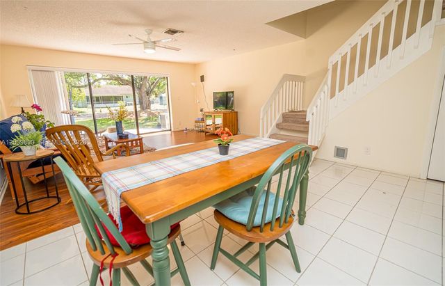 4715 NW 82nd Ave 1405, Lauderhill, FL 33351