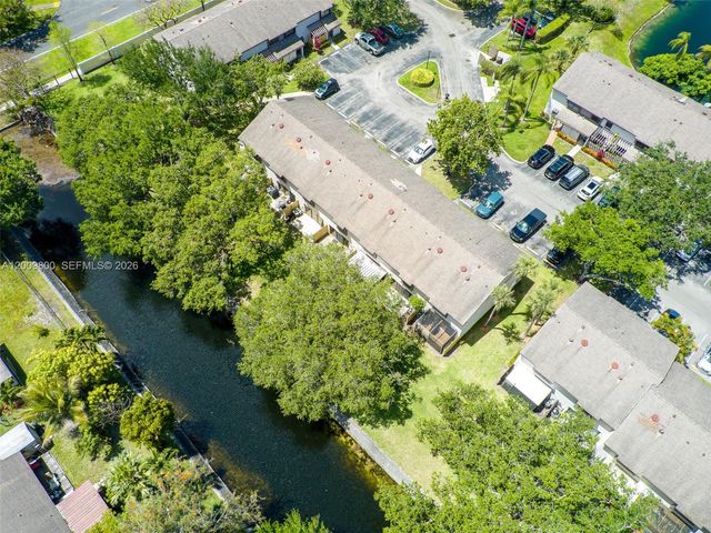 4715 NW 82nd Ave 1405, Lauderhill, FL 33351