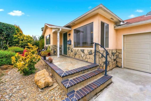 5055 N Raton, Long Beach, CA 90807