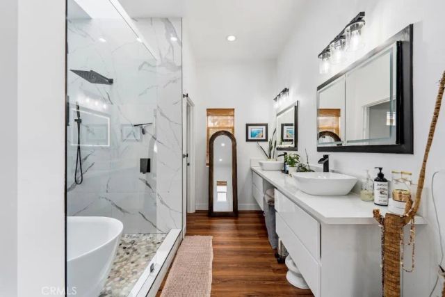 5055 N Raton, Long Beach, CA 90807
