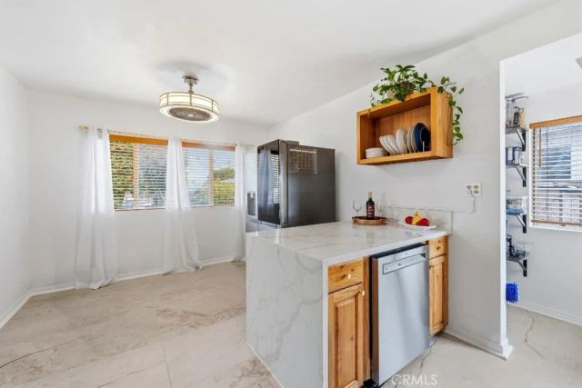 5055 N Raton, Long Beach, CA 90807