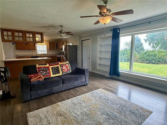 24817 24 Highway, Waverly, MO 64096