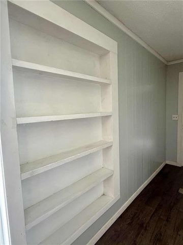 24817 24 Highway, Waverly, MO 64096