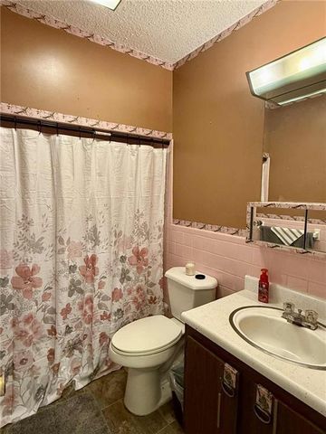 24817 24 Highway, Waverly, MO 64096