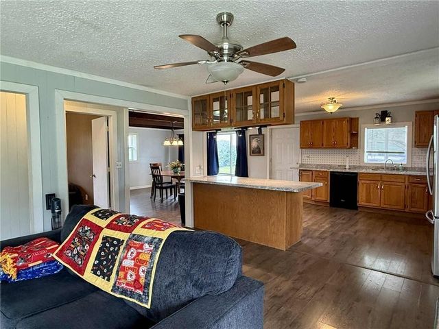 24817 24 Highway, Waverly, MO 64096