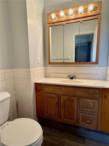 24817 24 Highway, Waverly, MO 64096