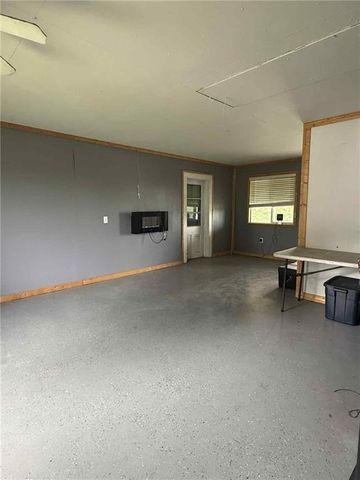 24817 24 Highway, Waverly, MO 64096