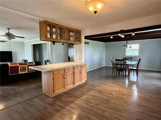 24817 24 Highway, Waverly, MO 64096