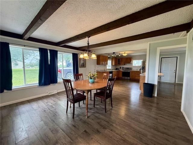 24817 24 Highway, Waverly, MO 64096