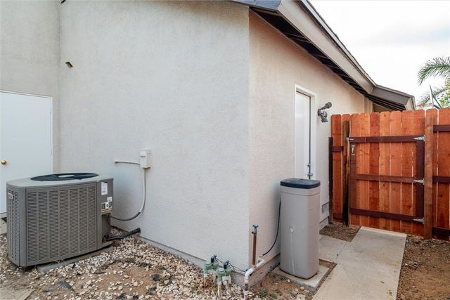 1059 Westbrook Street, Corona, CA 92878