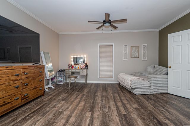 120 Hazelwood Dr, Monticello, AR 71655