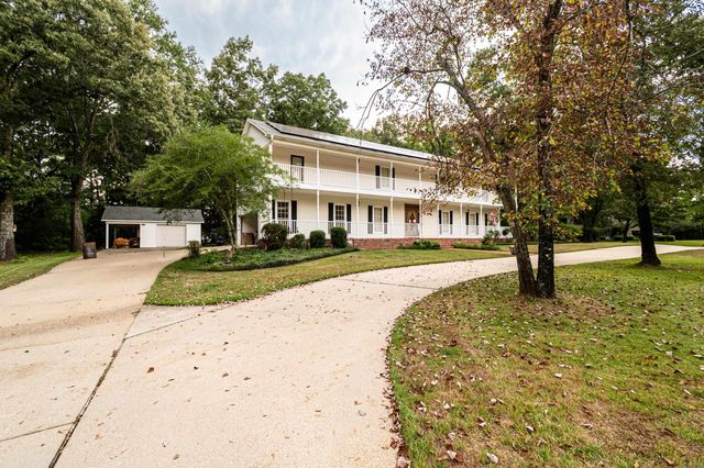 120 Hazelwood Dr, Monticello, AR 71655