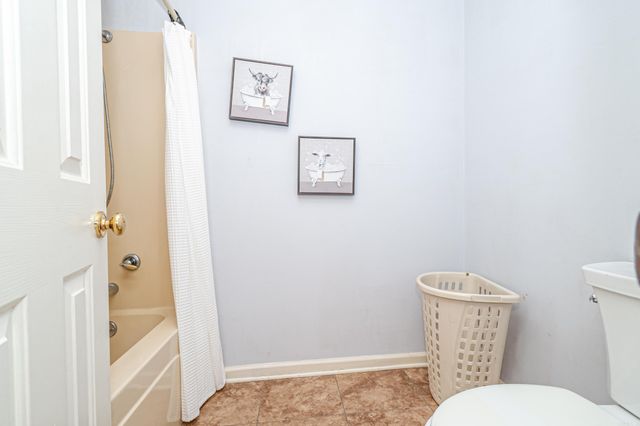 120 Hazelwood Dr, Monticello, AR 71655