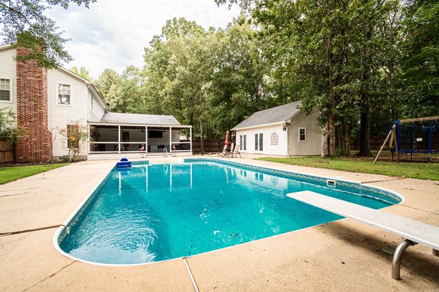 120 Hazelwood Dr, Monticello, AR 71655