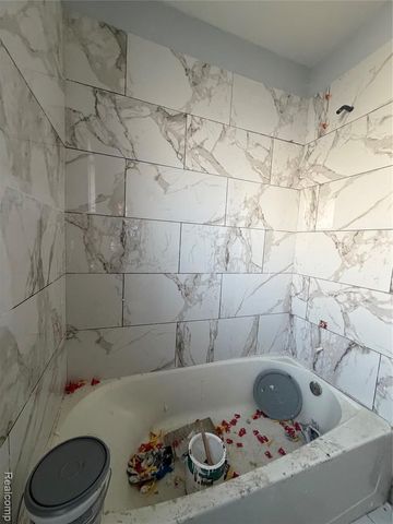 16092 Manning Street, Detroit, MI 48205