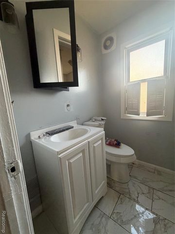 16092 Manning Street, Detroit, MI 48205