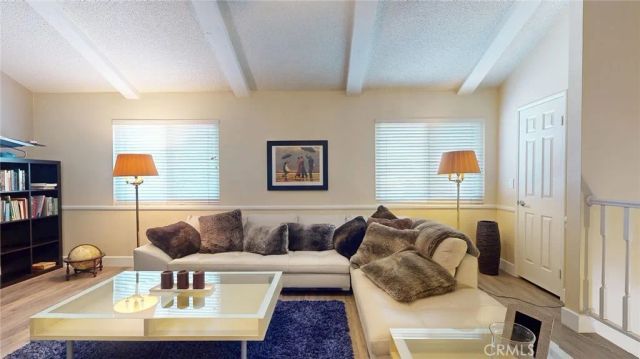 6230 Amigo, Tarzana, CA 91335