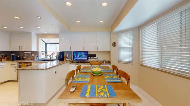 6230 Amigo, Tarzana, CA 91335