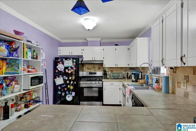 926 4TH WAY, Pleasant Grove, AL 35127