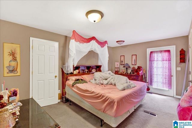 926 4TH WAY, Pleasant Grove, AL 35127