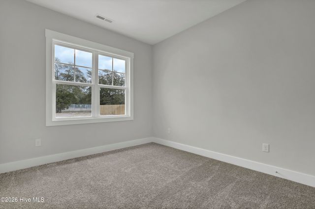 62 Peach Court, Burgaw, NC 28425