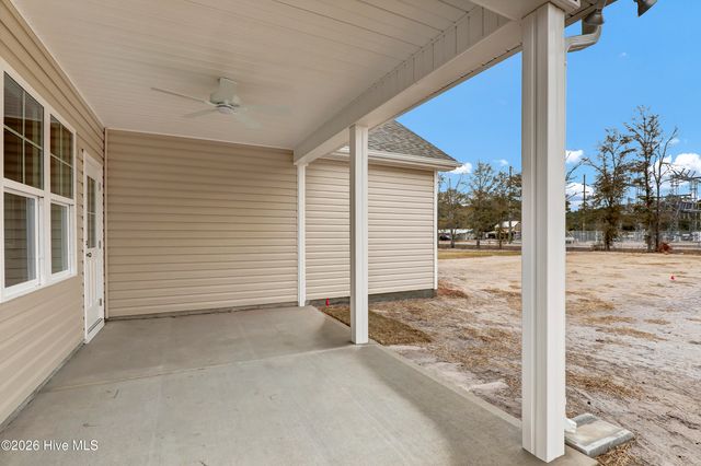62 Peach Court, Burgaw, NC 28425