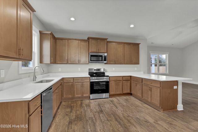 62 Peach Court, Burgaw, NC 28425