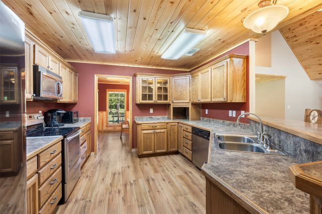 2040 Shannon Road, Denison, TX 75021