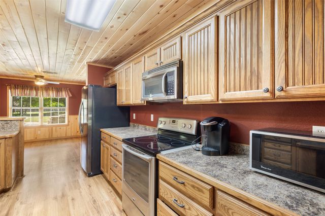 2040 Shannon Road, Denison, TX 75021