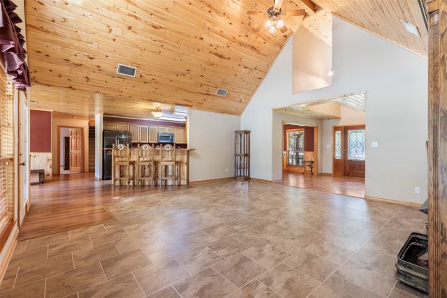 2040 Shannon Road, Denison, TX 75021