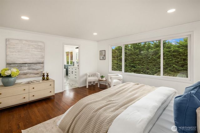 2215 271st Court SE, Sammamish, WA 98075