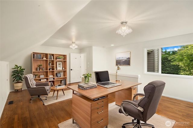 2215 271st Court SE, Sammamish, WA 98075