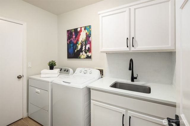 2215 271st Court SE, Sammamish, WA 98075
