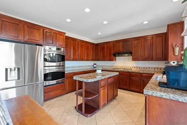 1664 Sagewood Way, San Marcos, CA 92078