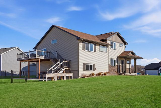 7880 Gunner Drive, Clear Lake, MN 55319