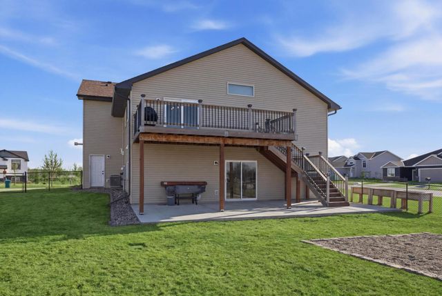 7880 Gunner Drive, Clear Lake, MN 55319