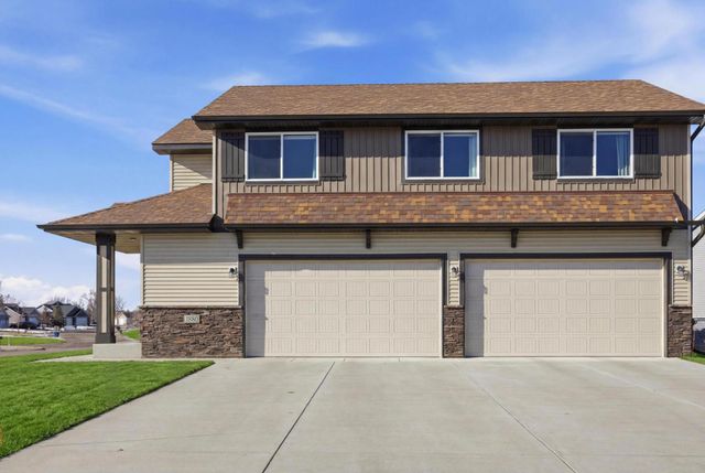 7880 Gunner Drive, Clear Lake, MN 55319