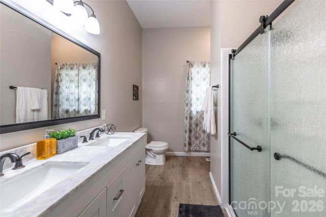 192 Roberts Ridge Road, Mount Gilead, NC 27306