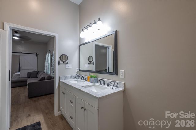 192 Roberts Ridge Road, Mount Gilead, NC 27306