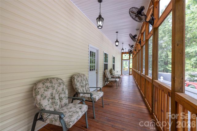 192 Roberts Ridge Road, Mount Gilead, NC 27306
