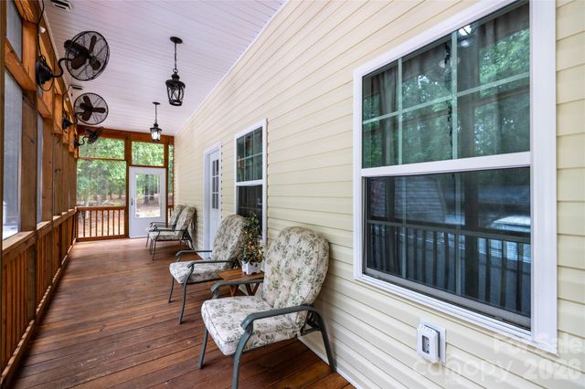 192 Roberts Ridge Road, Mount Gilead, NC 27306