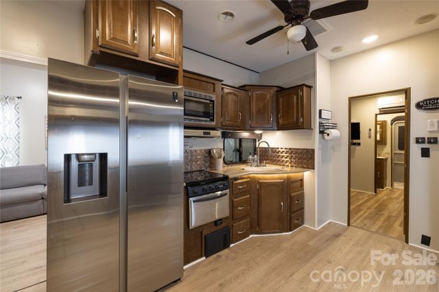 192 Roberts Ridge Road, Mount Gilead, NC 27306