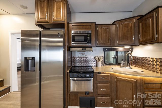 192 Roberts Ridge Road, Mount Gilead, NC 27306