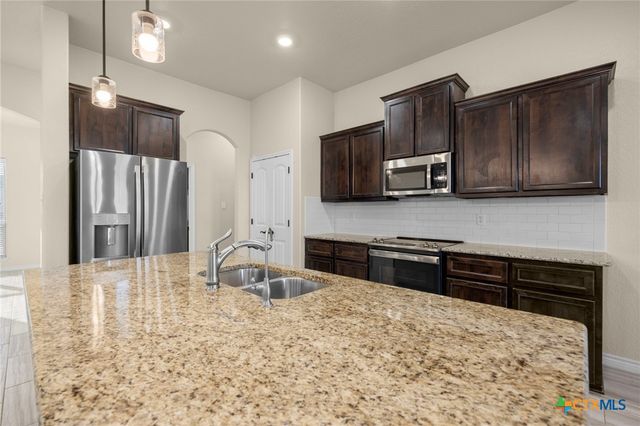 2518 Meadow Lark Drive, Killeen, TX 76542